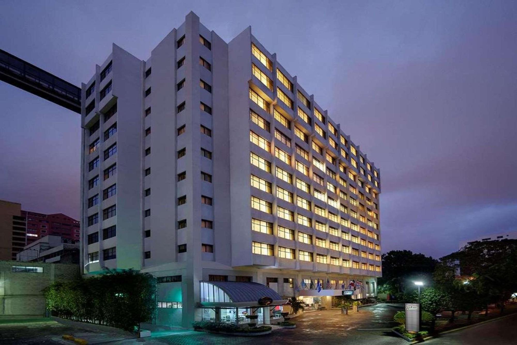 Radisson Hotel Санто-Доминго Экстерьер фото