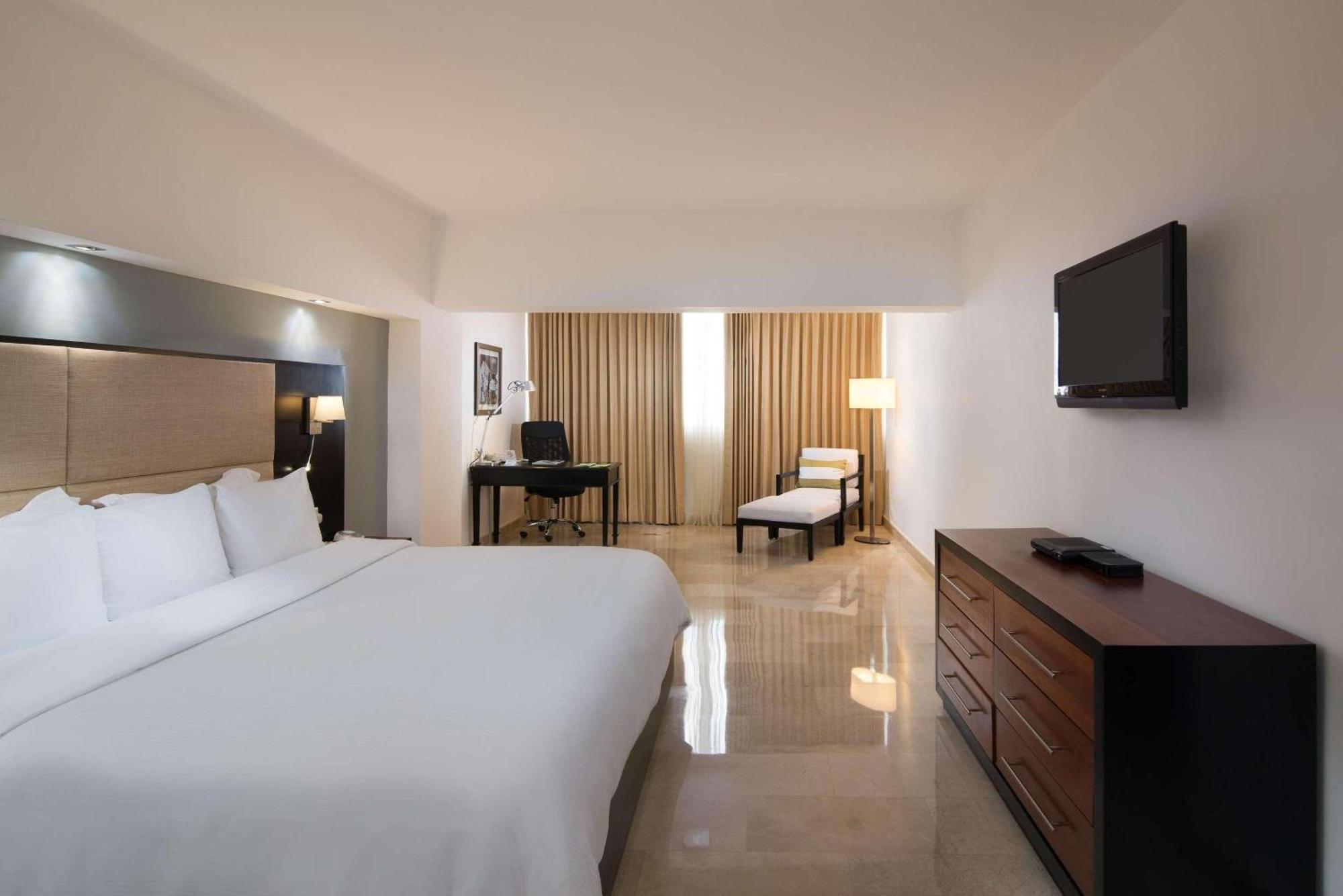 Radisson Hotel Санто-Доминго Экстерьер фото