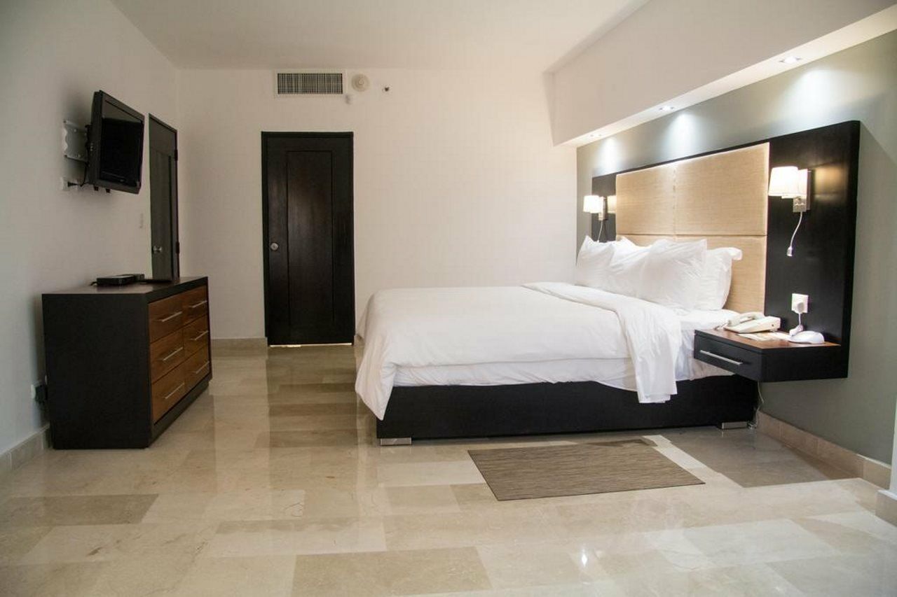 Radisson Hotel Санто-Доминго Экстерьер фото